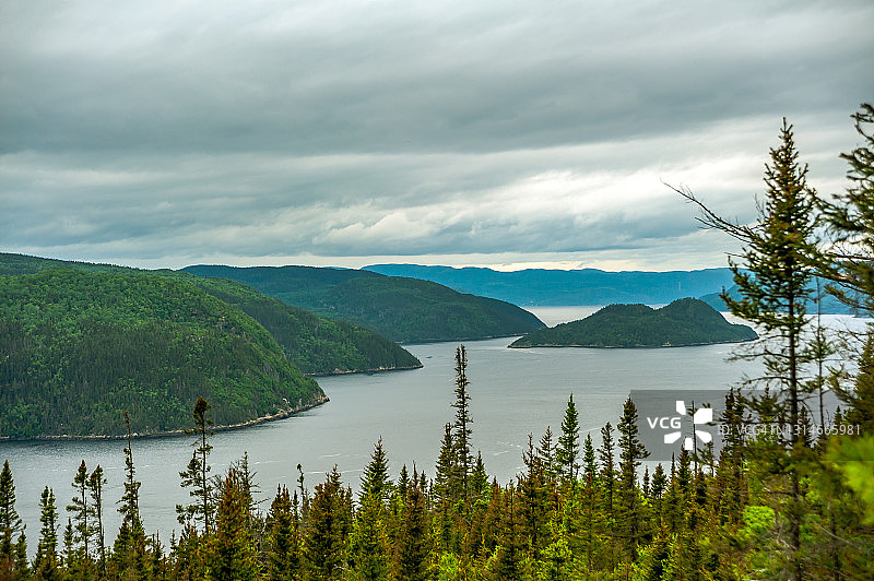 萨格奈峡湾国家公园内的圣玛格丽特湾景色图片素材
