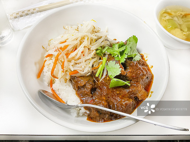 非常辣的牛肉丼图片素材