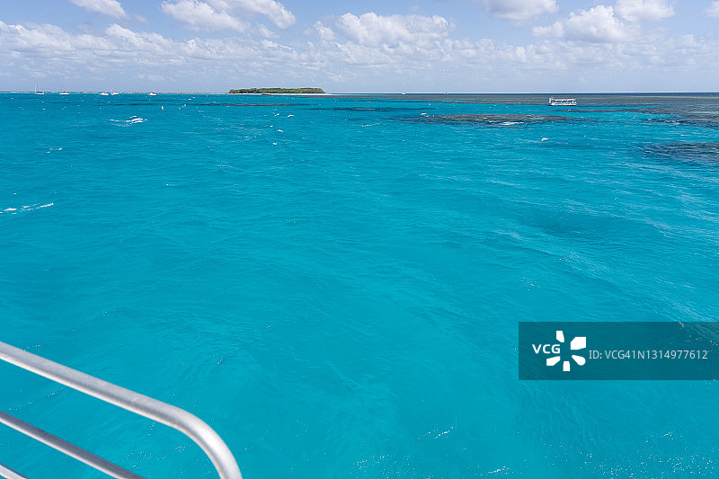 珊瑚环礁泻湖- Lady Musgrave岛，大堡礁图片素材