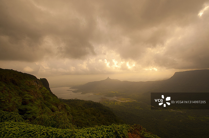 印度马泰兰山站的风景图片素材