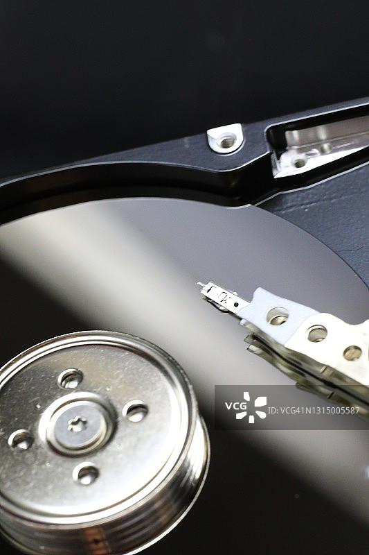 用于电脑的数据写入光盘特写图片素材