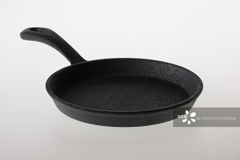 铸铁煎锅图片素材