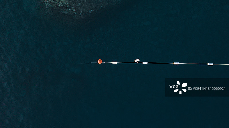 公海上的浮标图片素材