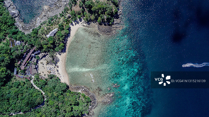 泰国普吉岛芭东海滩鸟瞰图图片素材