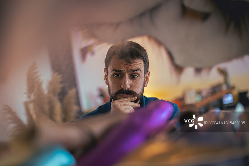 设计：持续头脑风暴图片素材