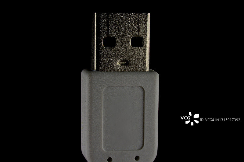白色USB A型连接器图片素材