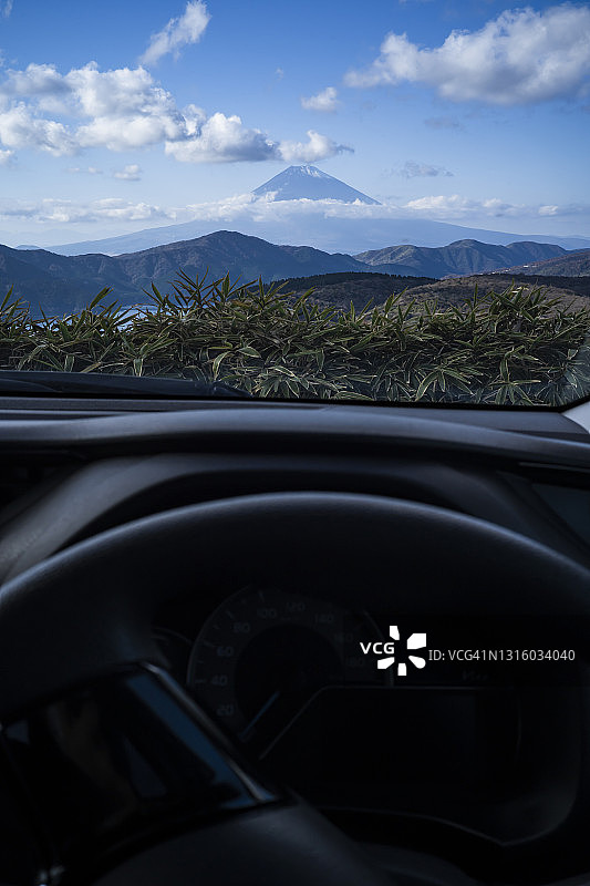 周末富士山休闲游图片素材