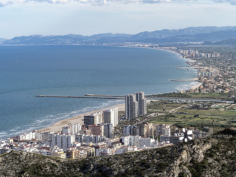 库列拉城市与海滩高处景观及胡卡尔河口图片素材
