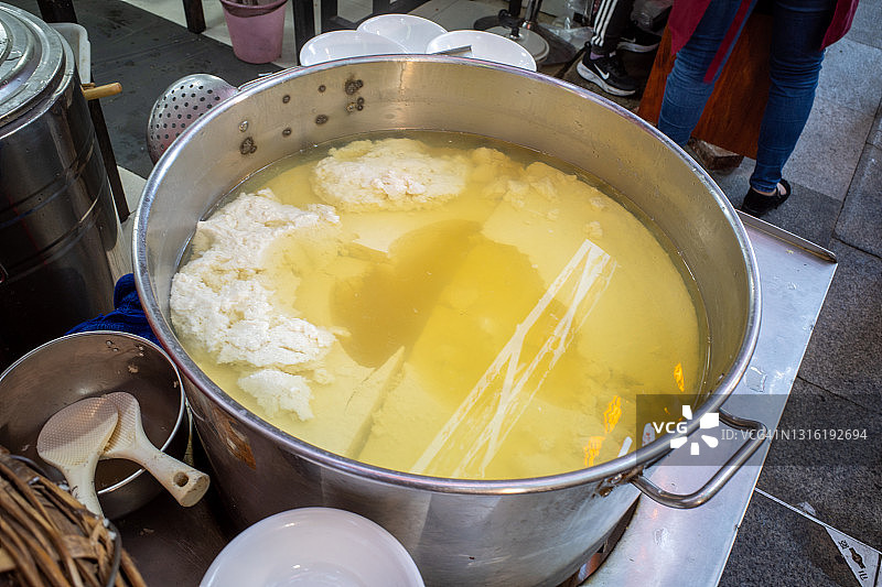 重庆街头小吃：豆花图片素材