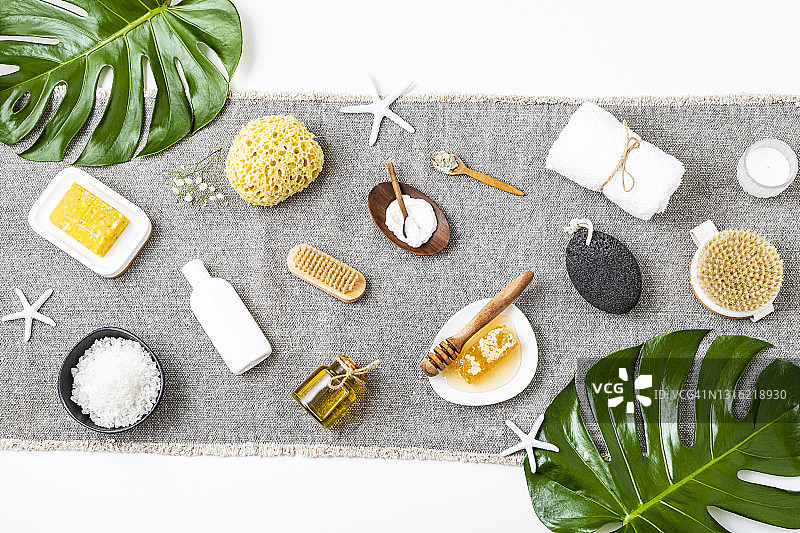 具有复制空间的沐浴和身体护理产品背景图片素材