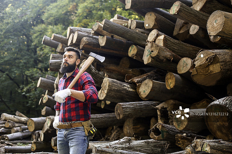 伐木工人图片素材