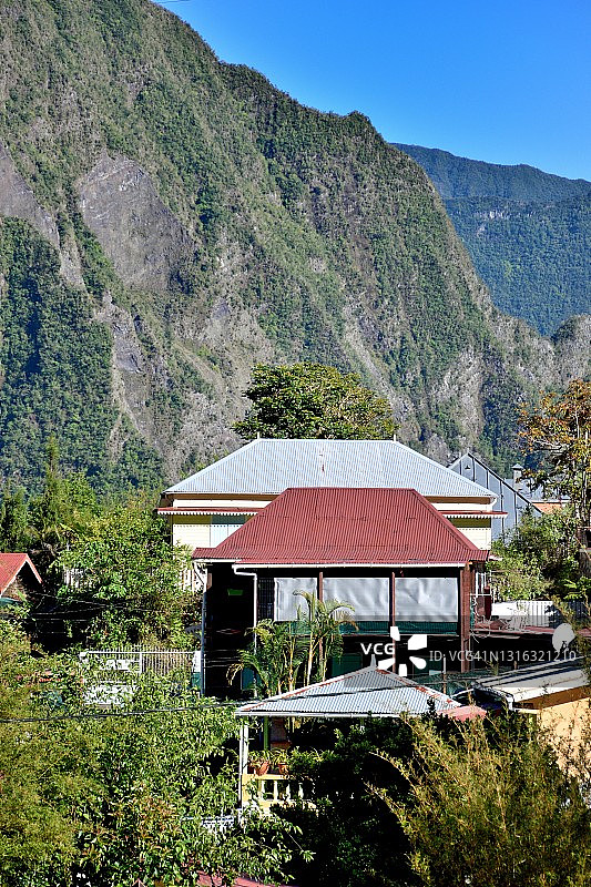 留尼汪岛地狱堡：Salazie镇的村庄和前温泉疗养地图片素材