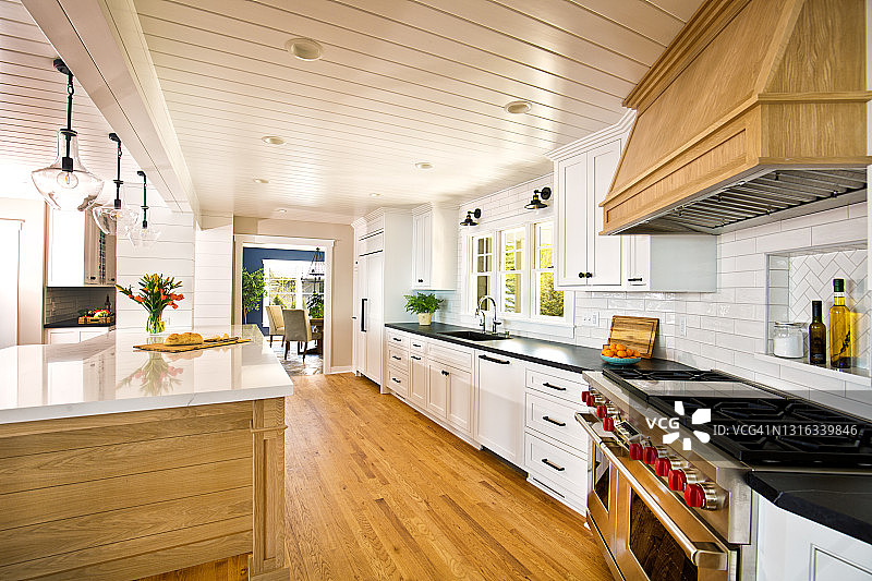 住宅家居改造现代厨房设计图片素材