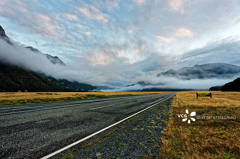 埃格林顿山谷图片素材