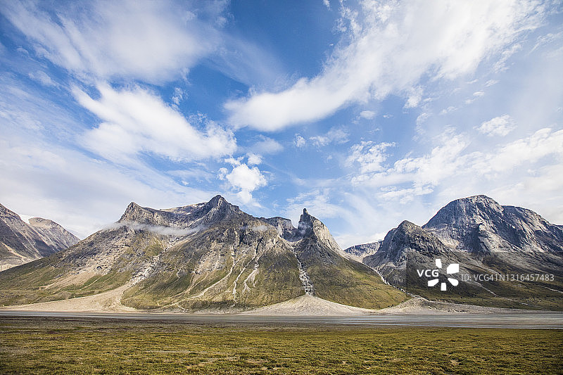 巴芬岛山脉，阿克夏亚克山口，加拿大图片素材