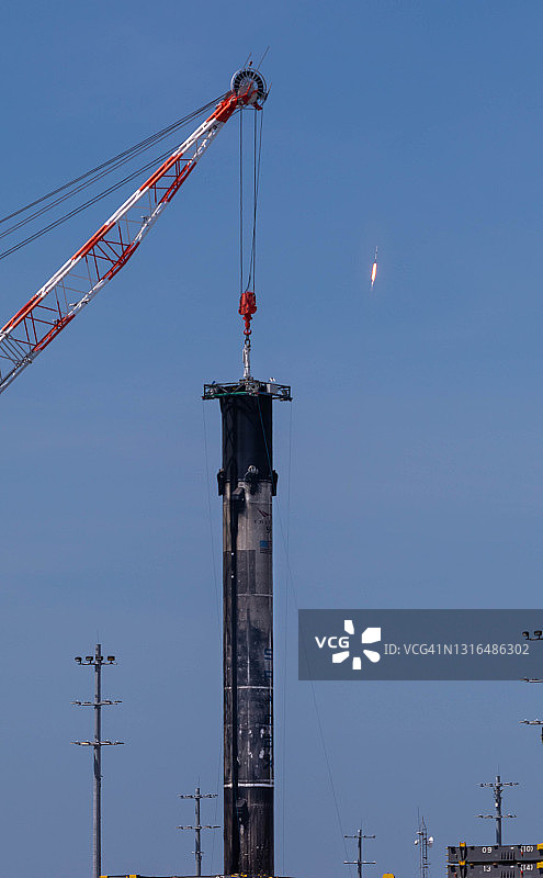 Space X猎鹰9号发射图片素材