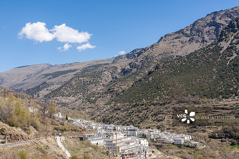 特雷韦莱斯村庄图片素材