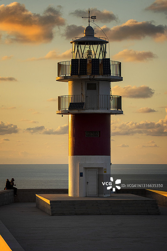 奥特加尔角灯塔的日出图片素材