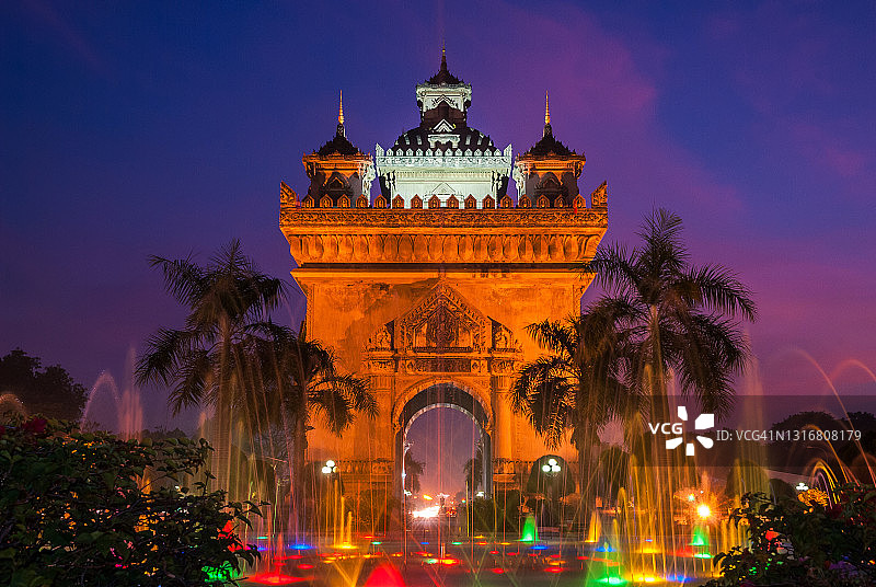 老挝万象的凯旋门图片素材