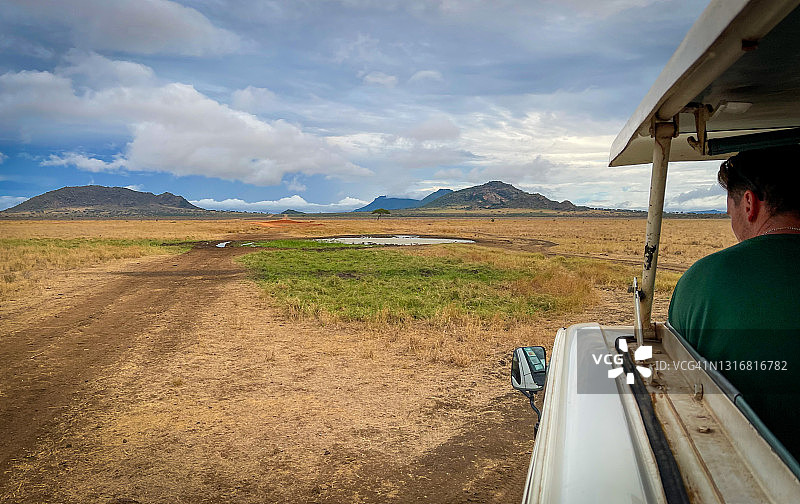 肯尼亚察沃东部保护区的热带草原风光图片素材