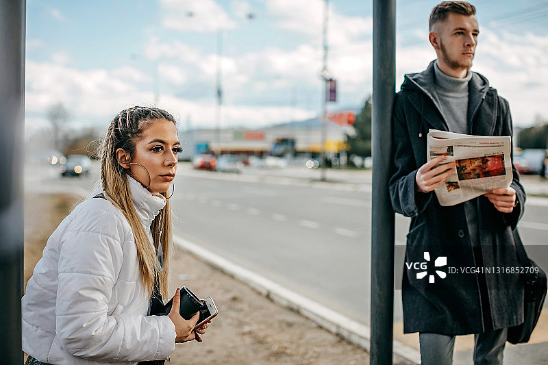 等公交车图片素材