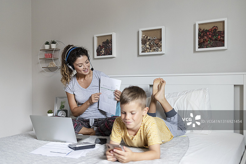 兼顾工作与家庭图片素材