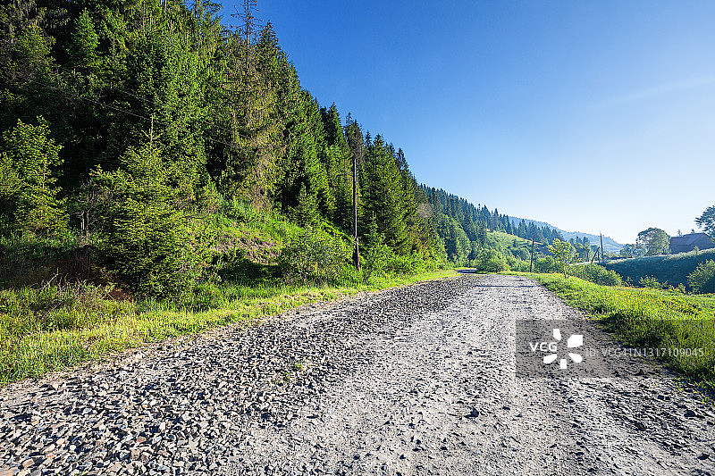 山村碎石路图片素材