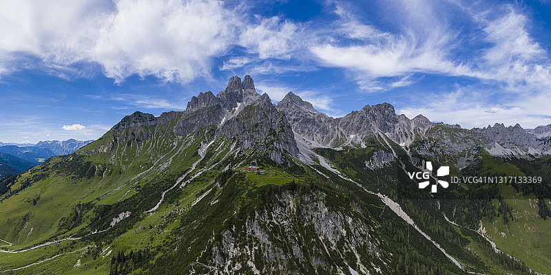 达赫施泰因山脉比斯科夫斯米茨峰鸟瞰图图片素材
