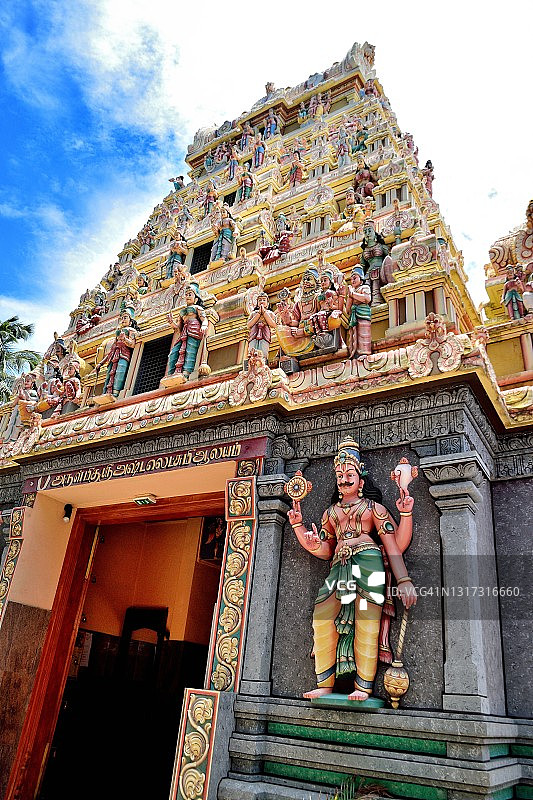 留尼汪岛圣但尼的印度阿什塔拉克希米和萨普塔玛塔神庙图片素材