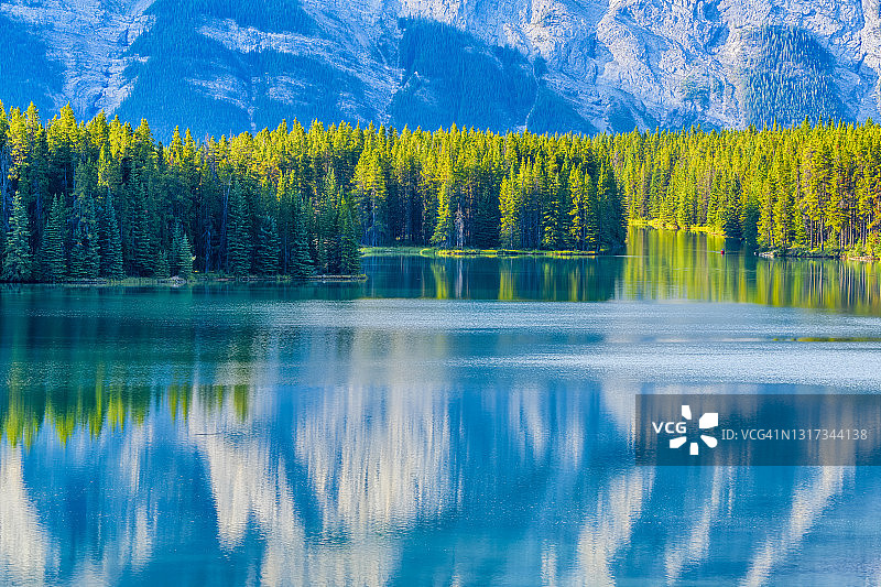 加拿大亚伯达省的班夫国家公园图片素材