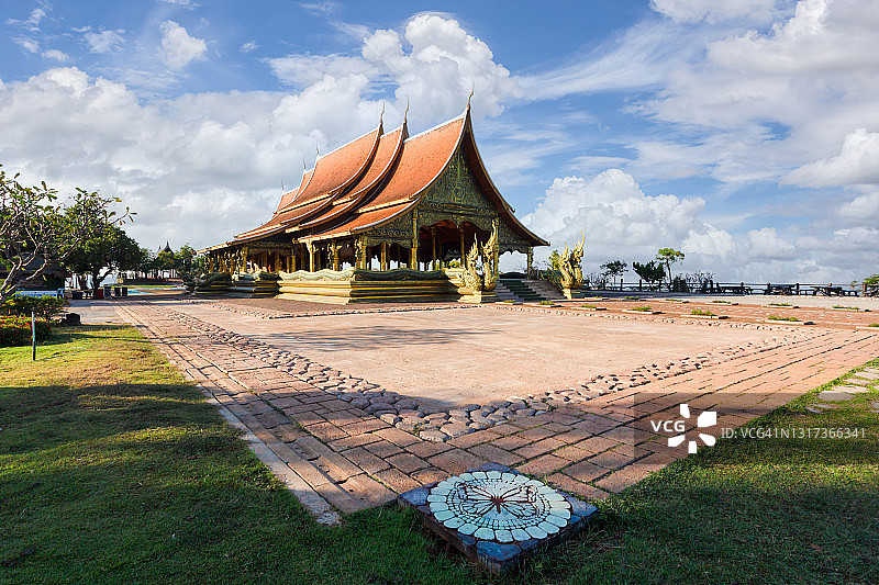 西琳通寺（普饶寺）的迷人景色图片素材