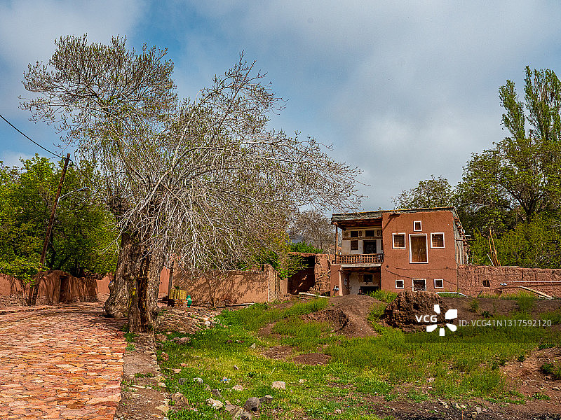 伊朗伊斯法罕省红色土坯Abyaneh房屋图片素材