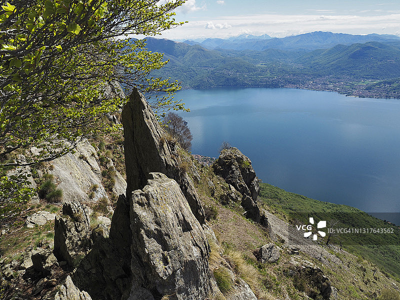 莫里索洛山顶的侵蚀花岗岩地貌图片素材