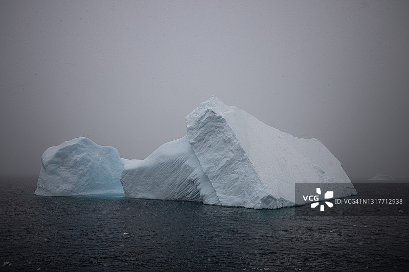 在南极的冰山图片素材