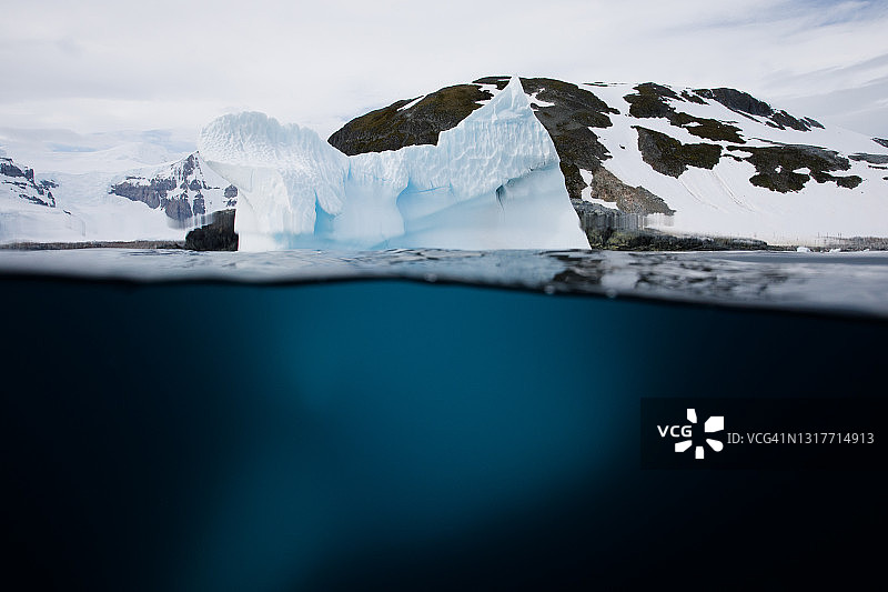 在南极的冰山图片素材