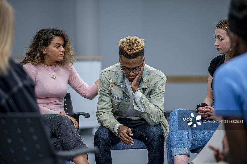 团体心理健康咨询图片素材