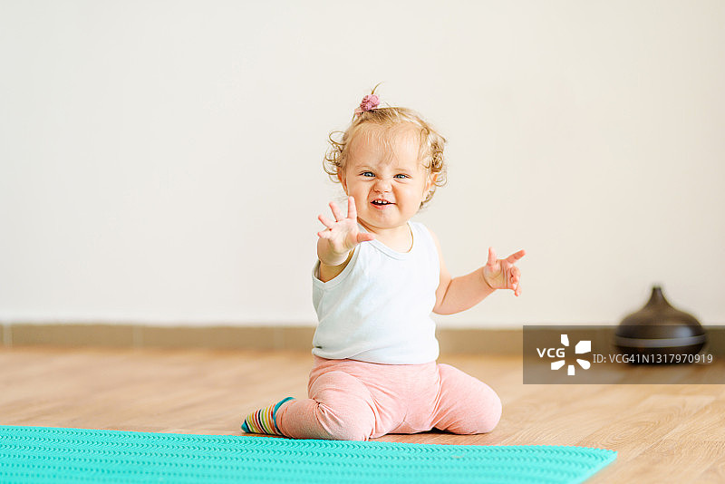 100%可爱图片素材