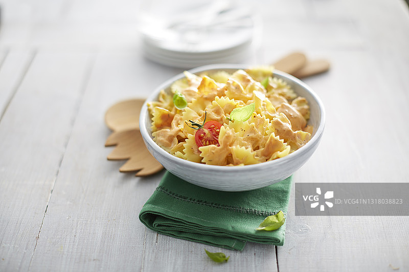 意面沙拉图片素材