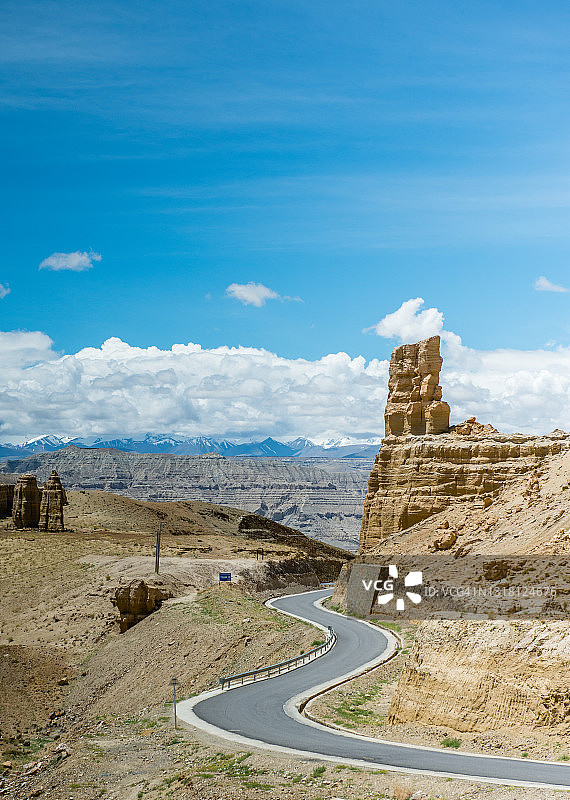 西藏的札达土林图片素材