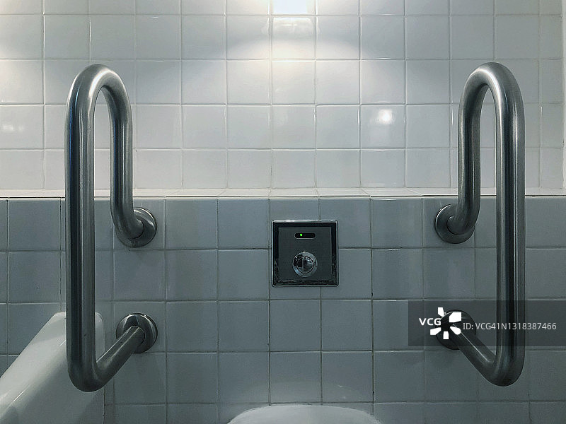 老年人厕所扶手图片素材