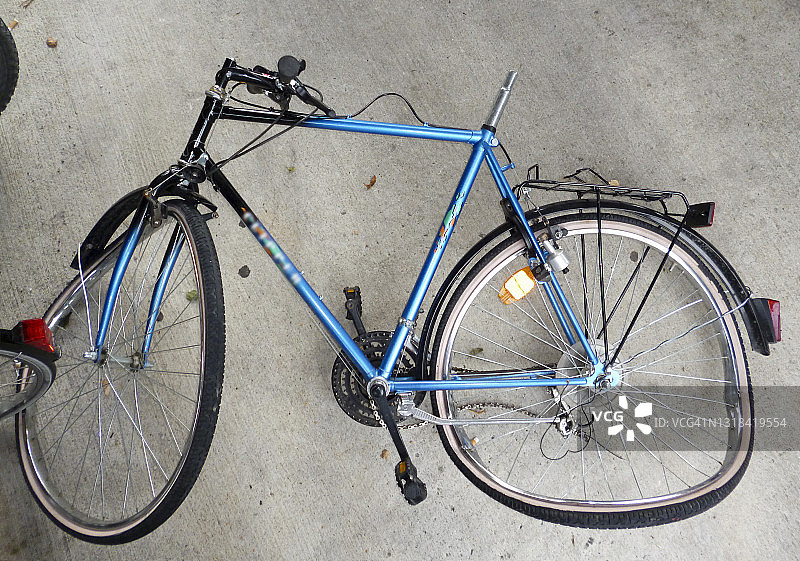 德国停放的自行车图片素材