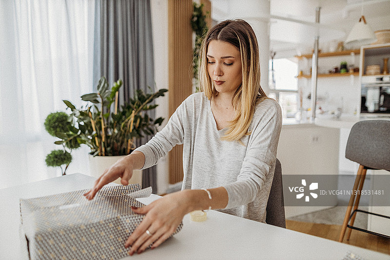 礼品包装图片素材