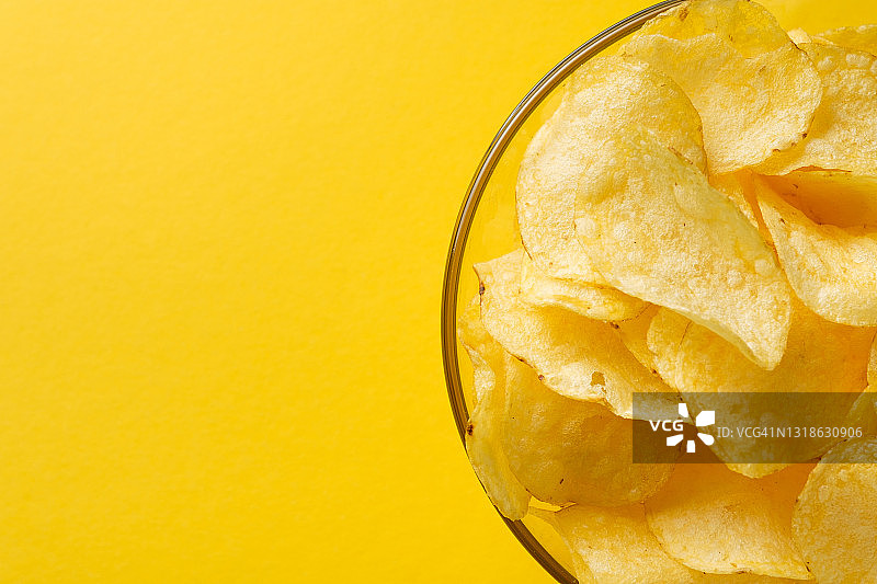 金黄色脆炸薯条，不健康饮食概念图片素材