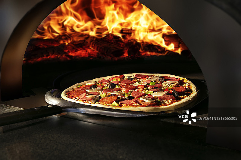 石炉烤披萨图片素材
