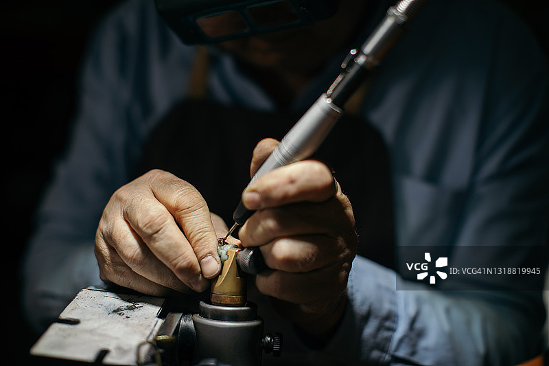 珠宝制造图片素材