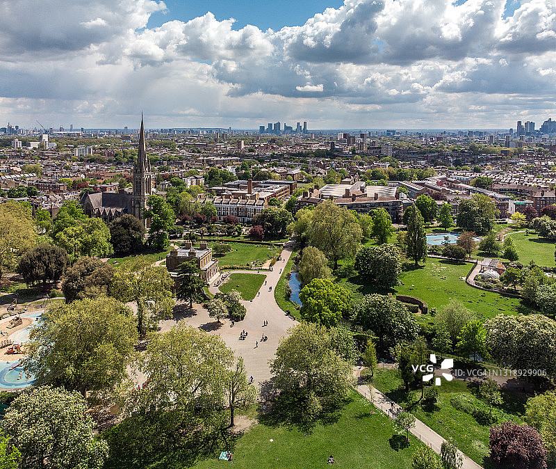 伦敦克利索尔德公园、哈克尼和新斯托克圣玛丽教堂图片素材