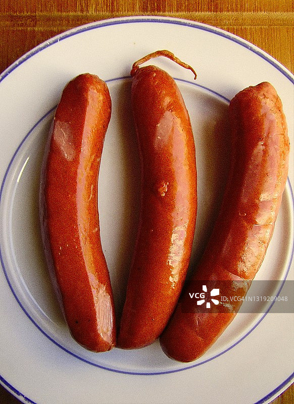 一盘香肠图片素材