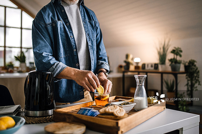 一杯热茶图片素材