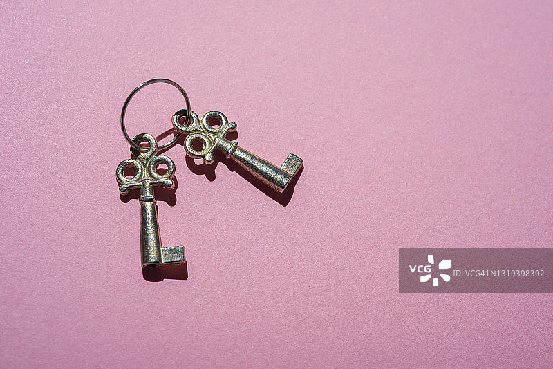 两把钥匙特写图片素材