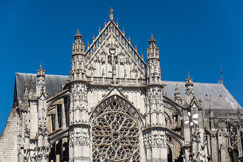 博韦大教堂：南耳堂立面和玫瑰窗外景图片素材
